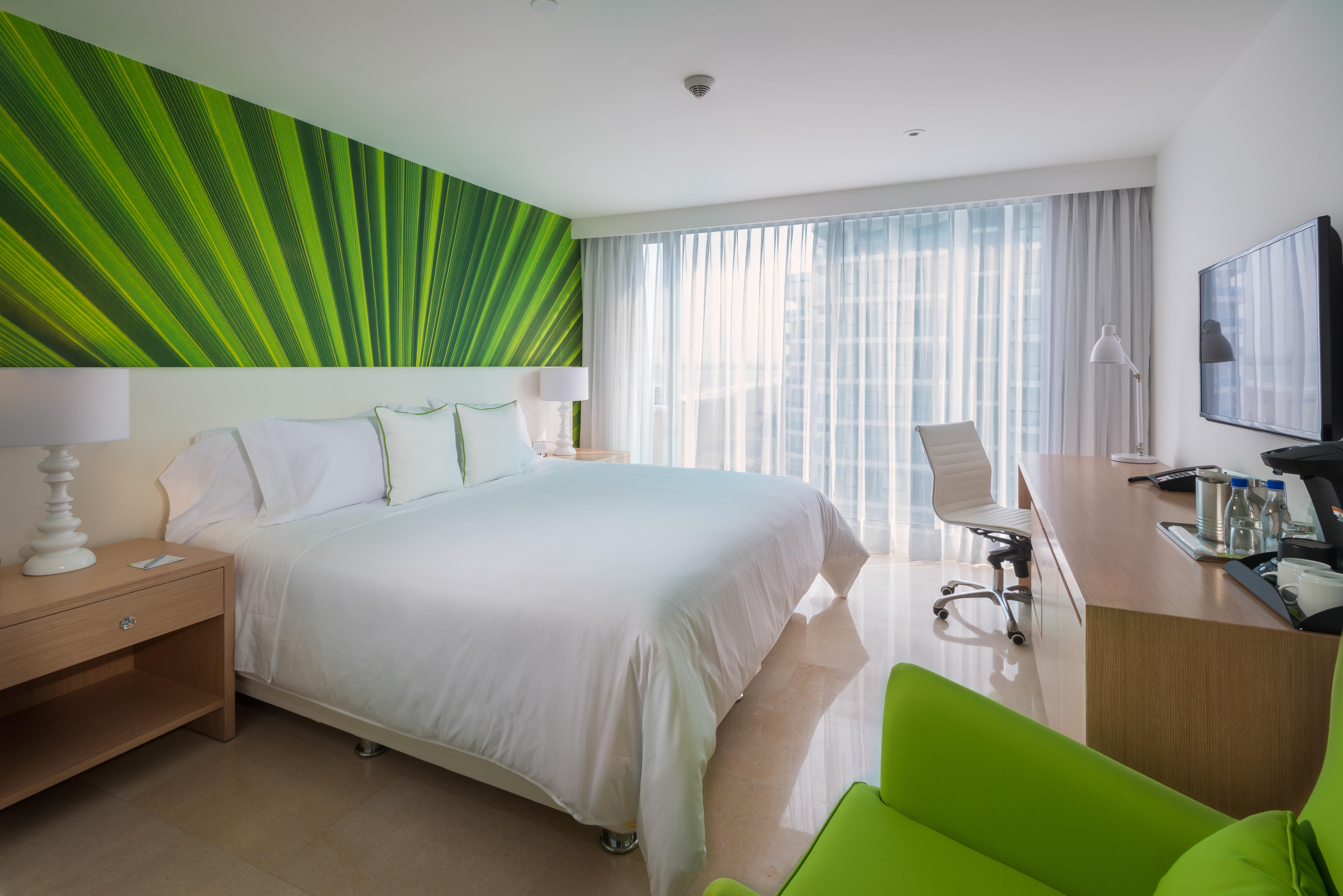 Radisson Ocean Pavillion Hotel