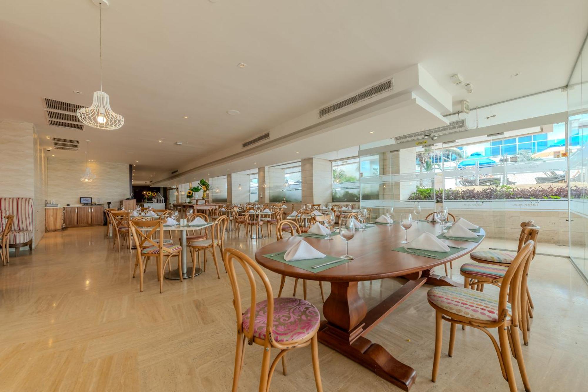 Hotel Radisson Ocean Pavillion 5*