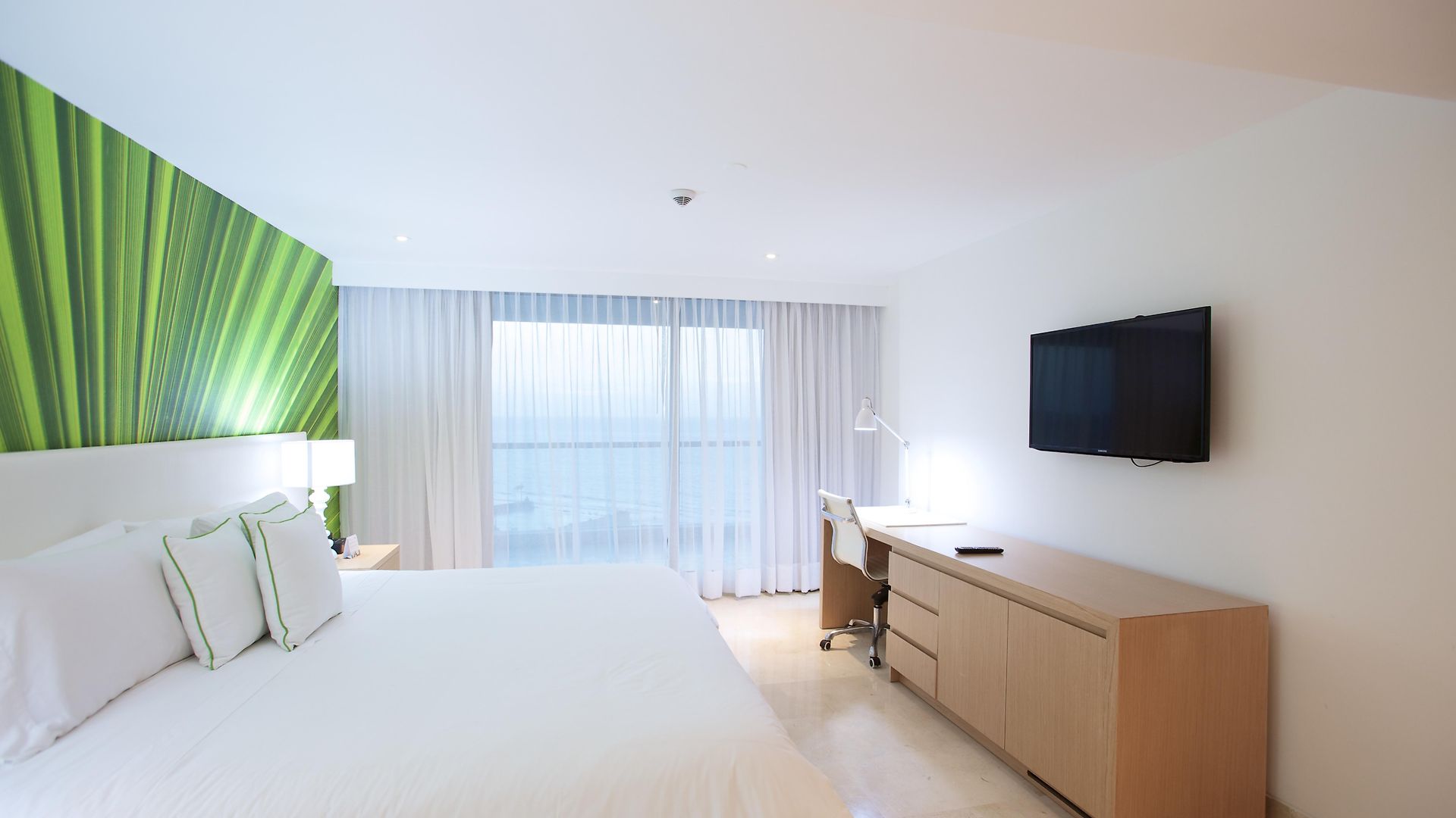 Radisson Ocean Pavillion Hotel