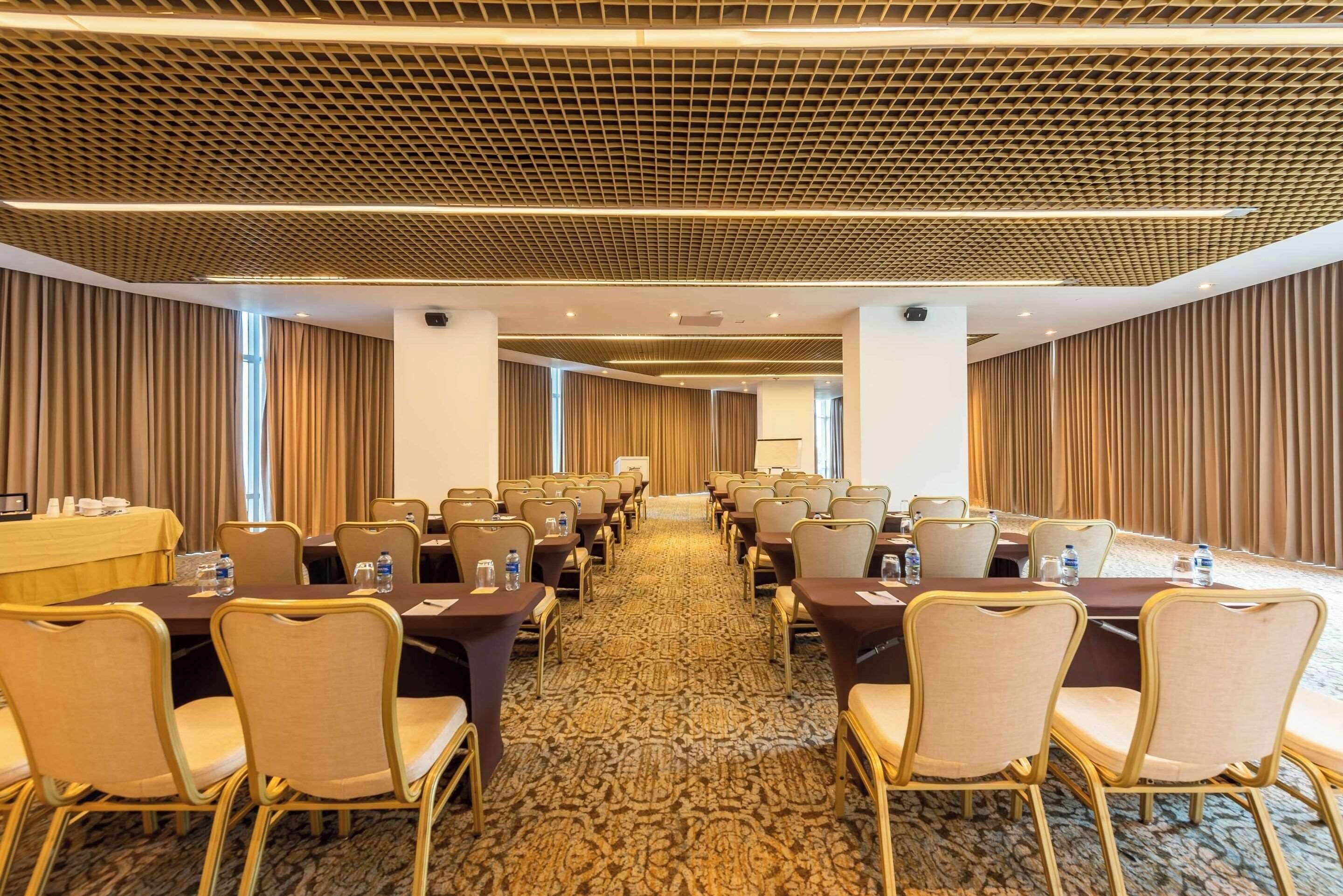 Radisson Ocean Pavillion Hotel 5*